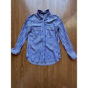 Y2K Blue and White Striped Express Button Up